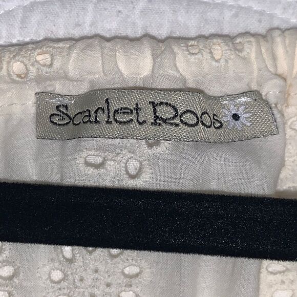 Scarlet Roos: A romantic babydoll-style blouse featuring Broderie Anglais - Picture 8 of 8